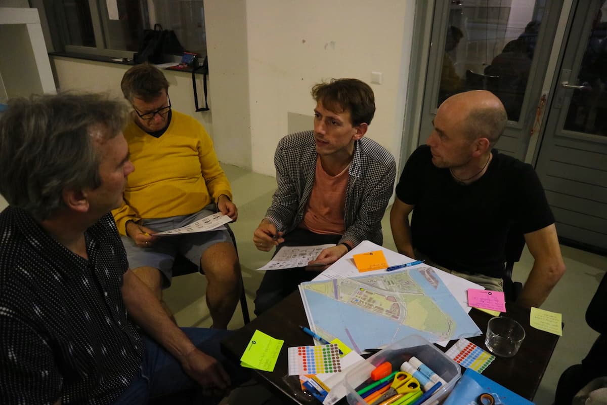 Bewoners Zeeburgereiland meetstrategie